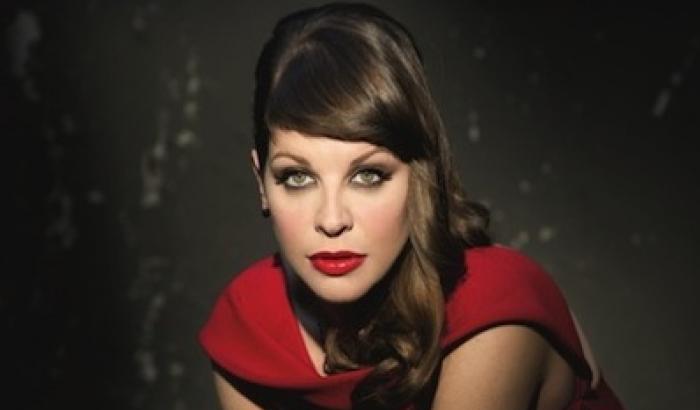 Alessandra Amoroso, protagonisti gli amici nel video del nuovo singolo