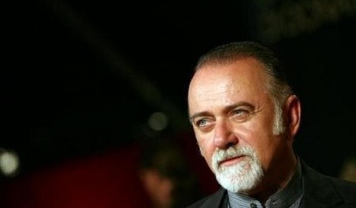 Giorgio Faletti: camera ardente al Teatro Alfieri di Asti