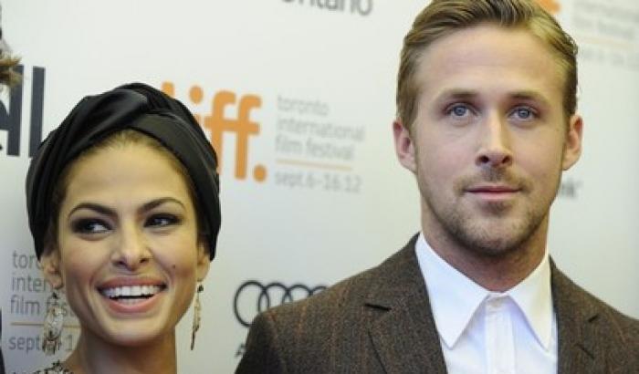 Eva Mendes e Ryan Gosling in attesa del loro primo figlio