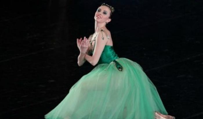 Licenziata per aver denunciato l'anoressia: ballerina reintegrata