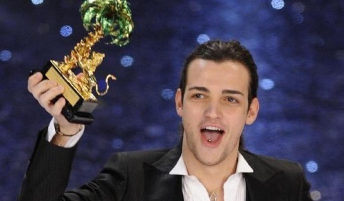 Rubato e recuperato il trofeo vinto da Valerio Scanu a Sanremo