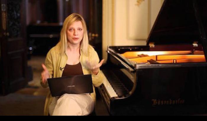 La pianista è filorussa? Licenziata dall'orchestra di Toronto