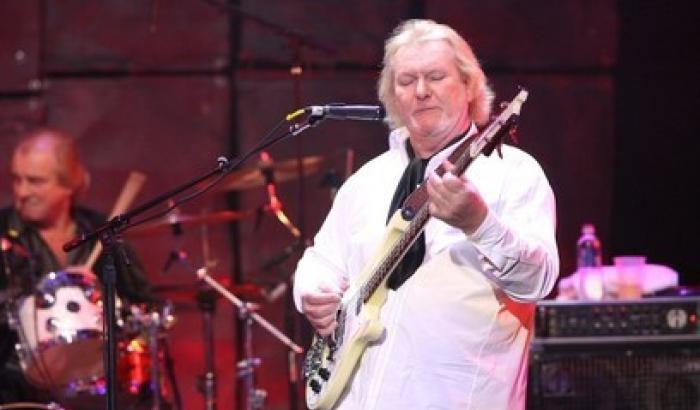 Muore Chris Squire, il gigante del basso degli Yes