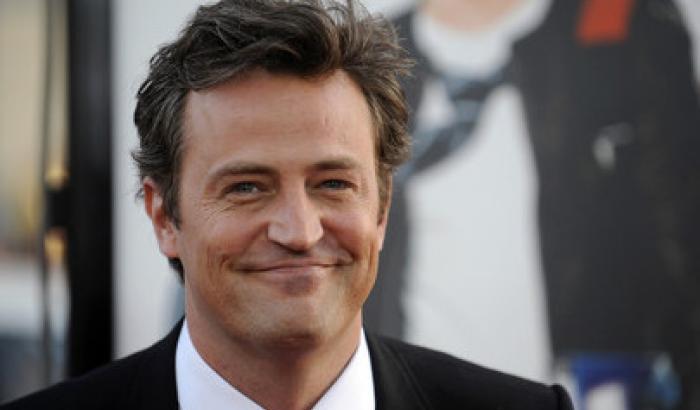 Matthew Perry svela il suo passato da alcolista