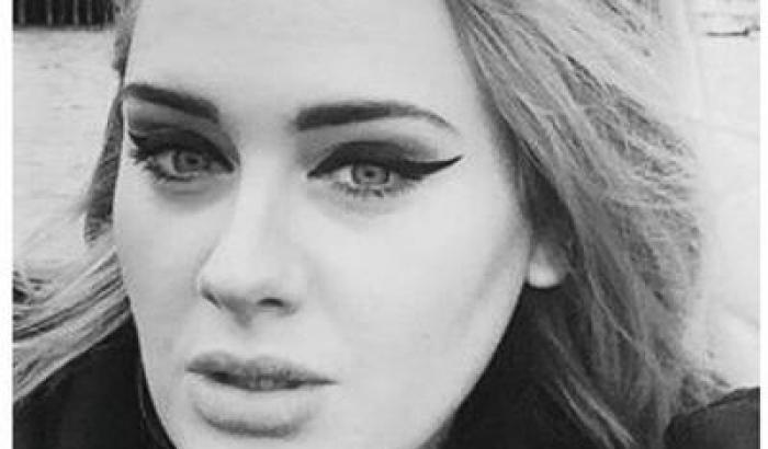 Irriconoscibile Adele: sono dimagrita 30 chili