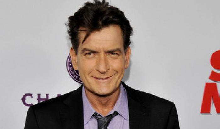 Charlie Sheen ancora nei guai per dei videotape hard