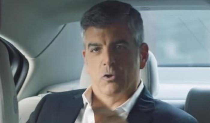 Usano il sosia di Clooney, la Nespresso gli fa causa