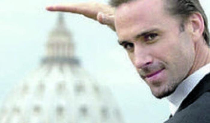 Joseph Fiennes a Roma per Risorto: il papa è un uomo speciale