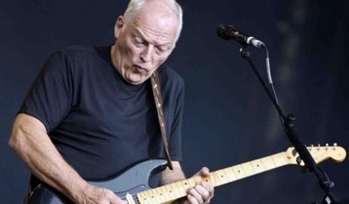 David Gilmour torna a suonare a Pompei