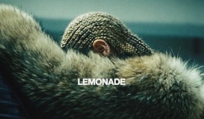 Beyoncé: il nuovo album nei digital store