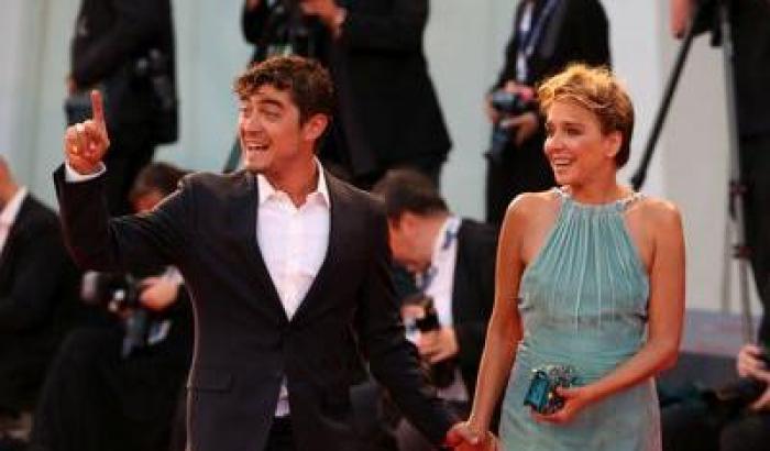 Scamarcio-Golino, è finita? Camere separate a Cannes