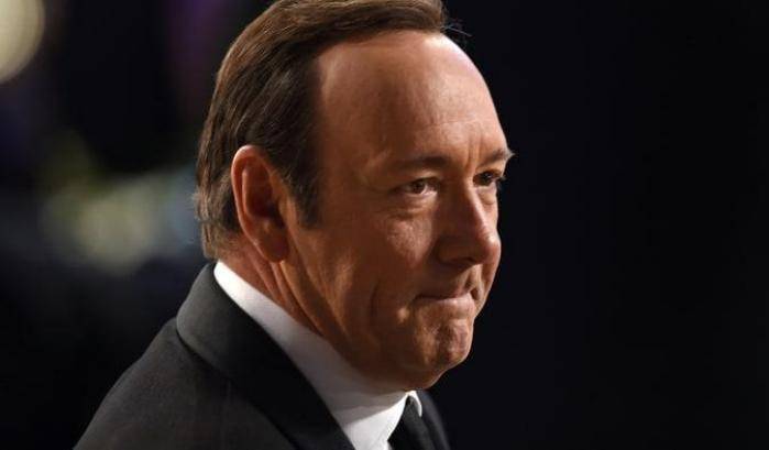 Ancora accuse contro Kevin Spacey, l'ultima è di un ragazzo abbordato in un bar