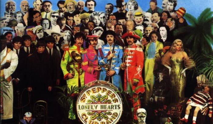 Una notte col club del "Sgt Pepper" dei Beatles; ci sono miti che non muoiono mai