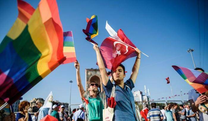 Oscurantismo turco: Istanbul vieta un festival di cinema di gay e lesbiche