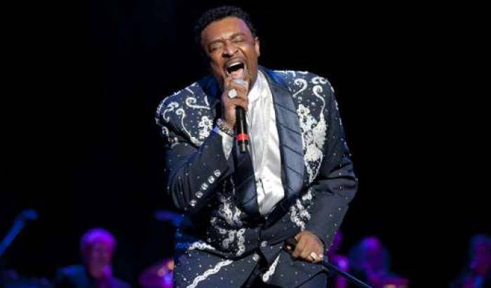 Morto Dennis Edwards, la voce che treghettò i Temptations verso il funk