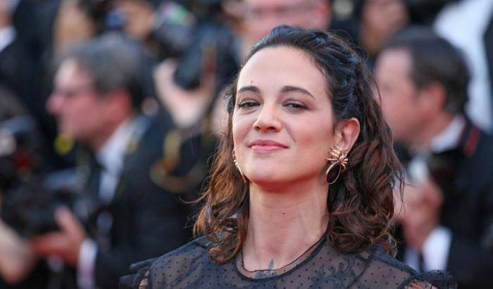 Asia Argento si scaglia contro Quentin Tarantino: 'brucia all'inferno'